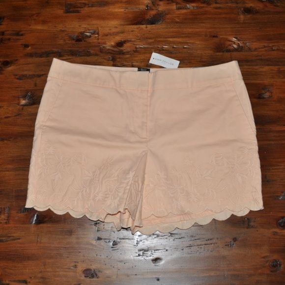 Taylor Scallop Short main image 0